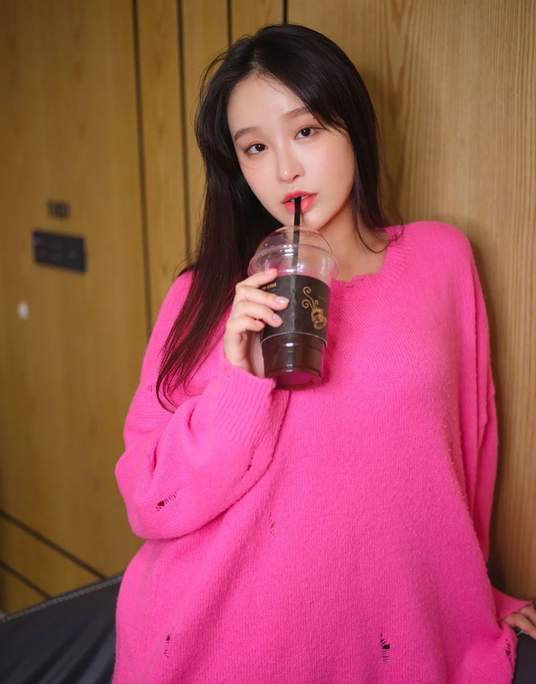 Leesnoww이설是谁?个人资料、写真作品与视觉风格整理