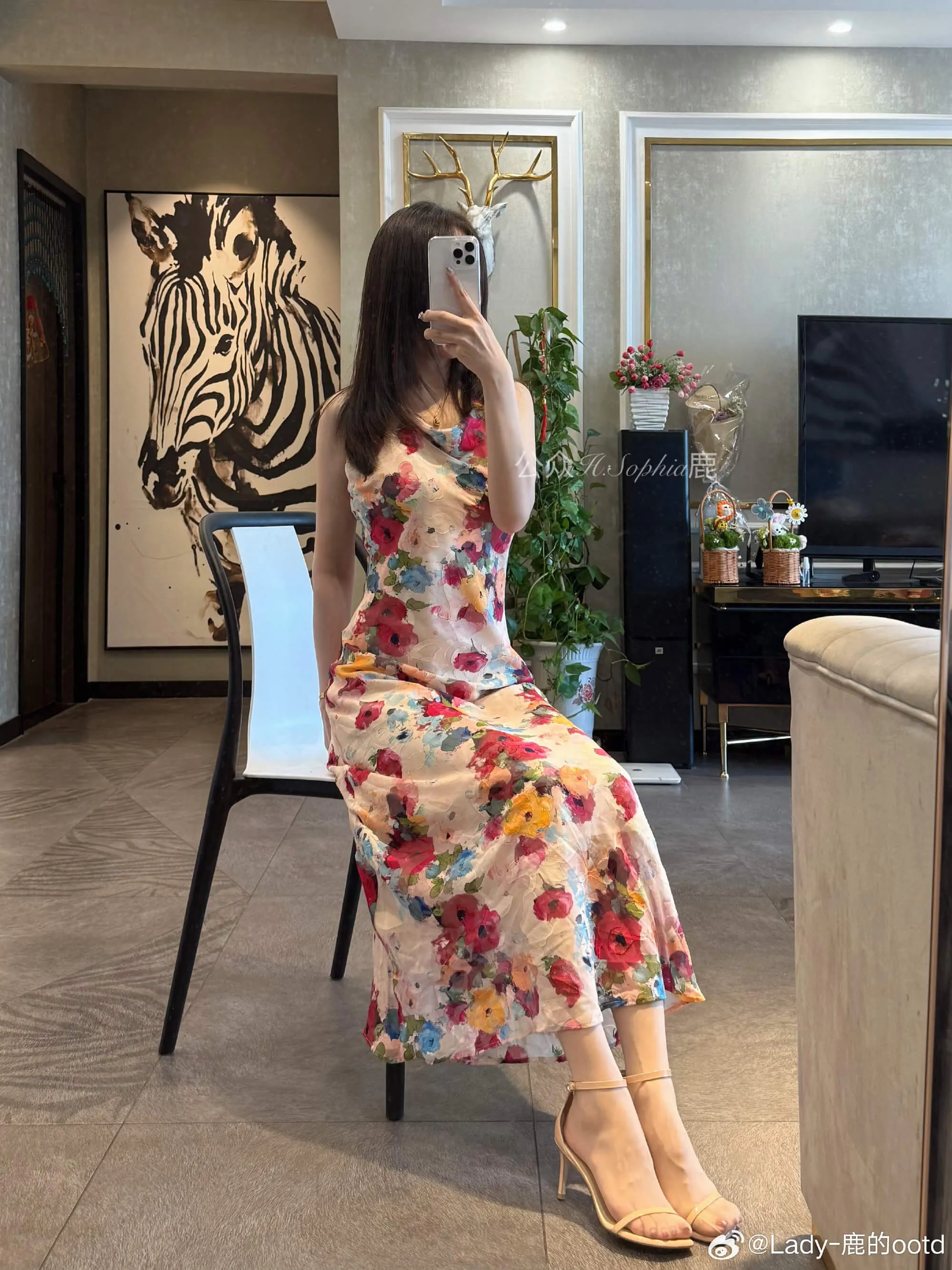 Lady鹿的ootd是谁？个人资料、视觉风格与作品整理