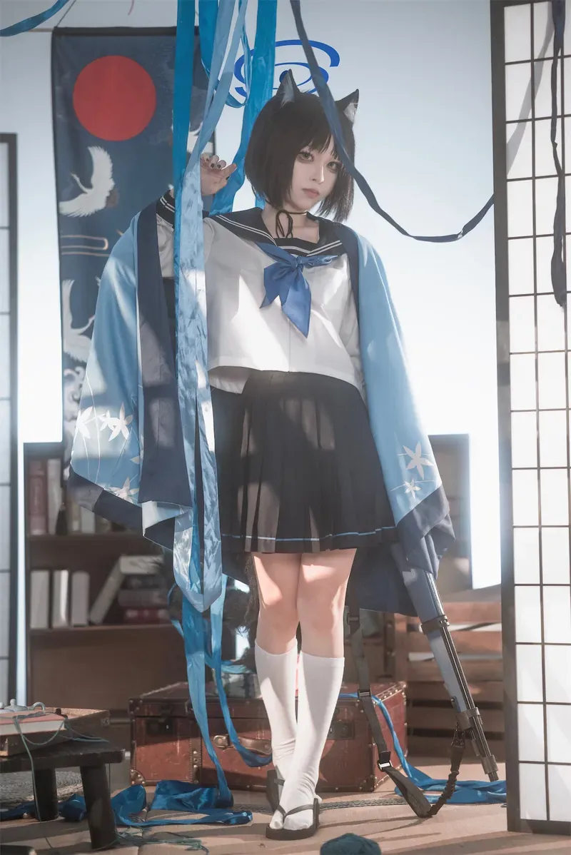 KuukoW蓝色制服猫耳角色摄影照片
