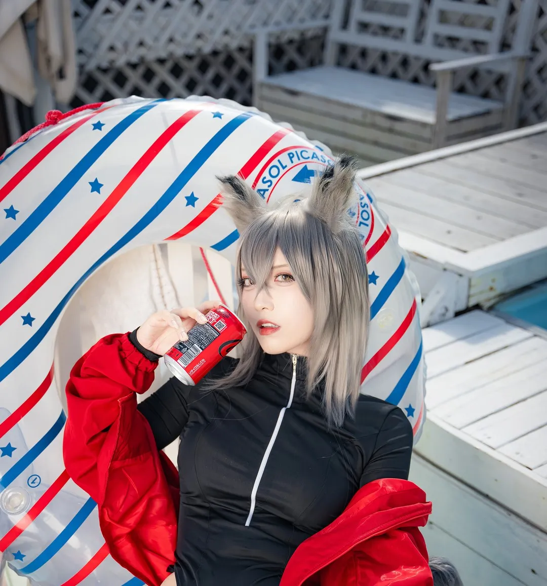 切切Celia银发Cosplay户外角色写真