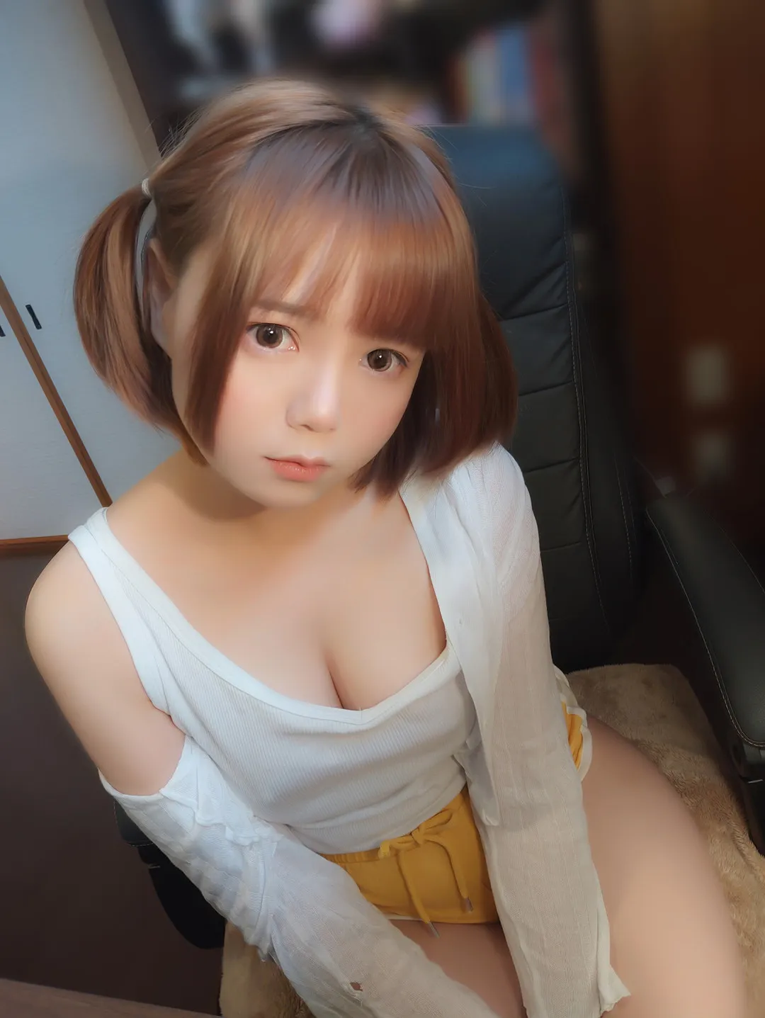 Nikumikyo(きょう肉肉)白色服装室内场景写真