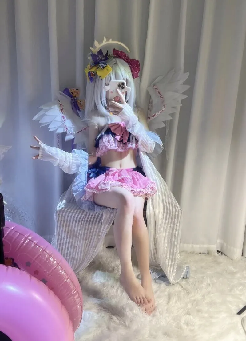 shibachipipa白色翅膀粉色服装Cosplay照片