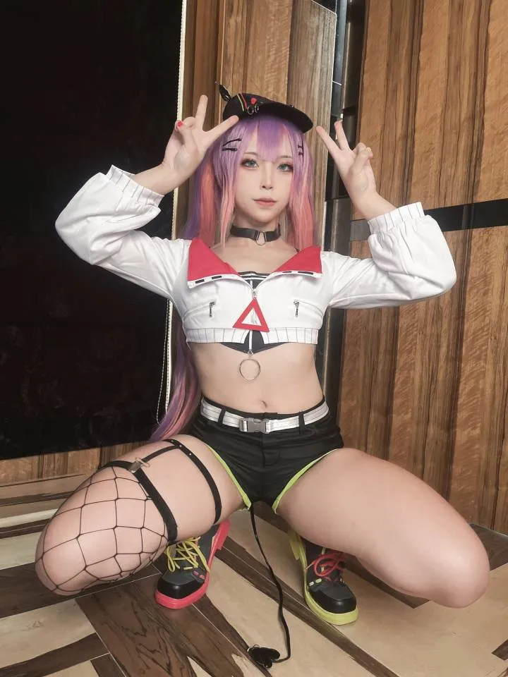 浵卡tokar粉色长发Cosplay服装造型