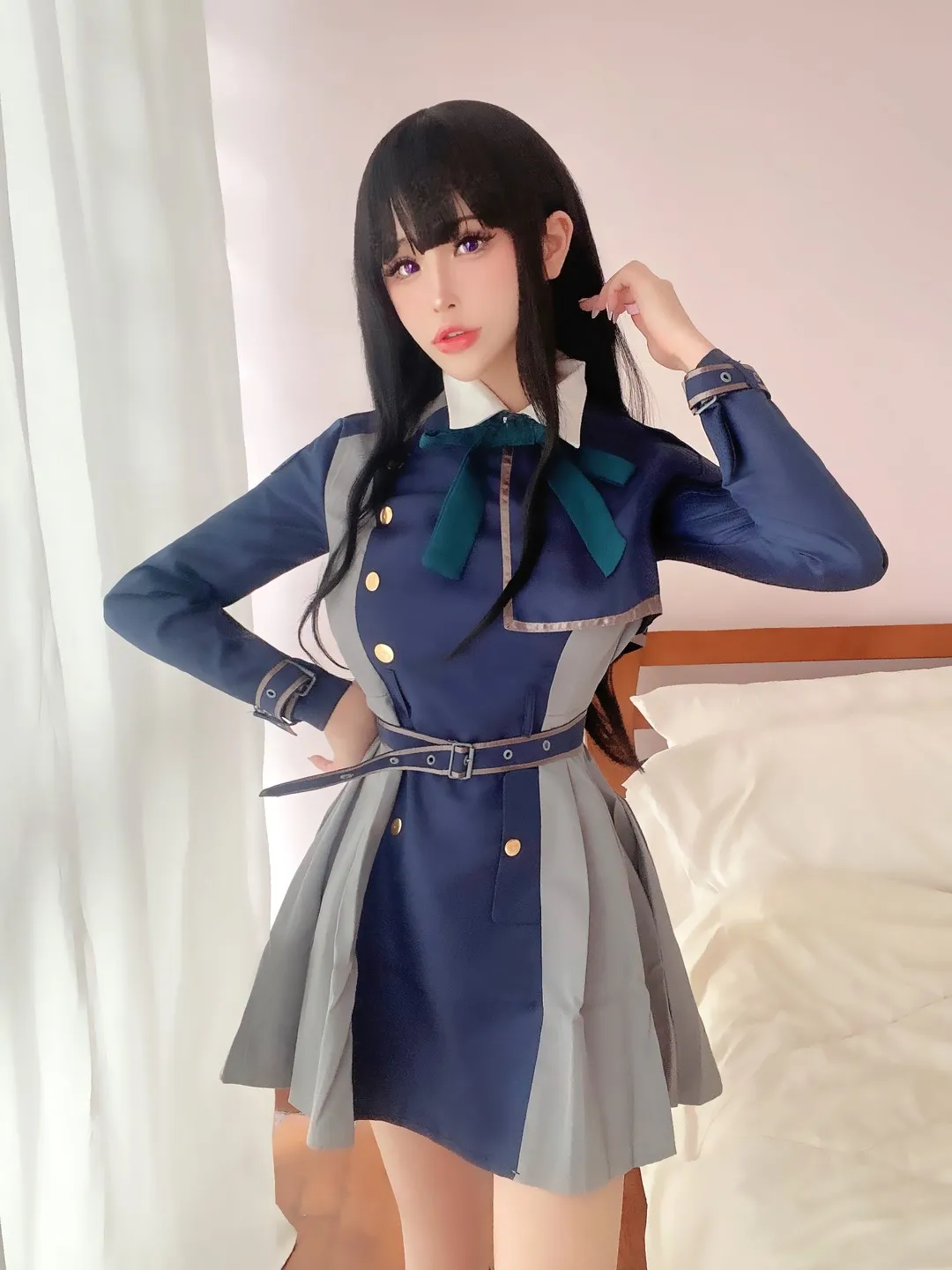 花リリ Plant Lily 花リリ黑色长发制服造型站姿照片