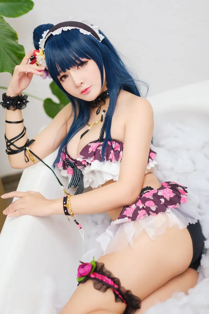 vams子蓝色长发角色装扮写真