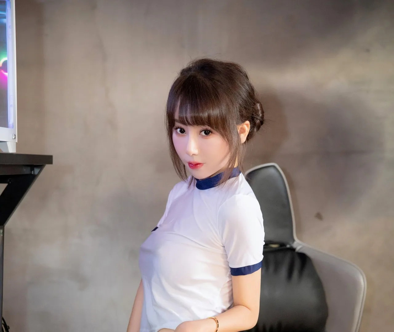 白笑笑资料与代表作品整理