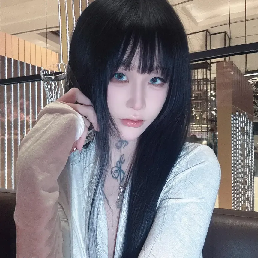 九条南无黑发室内环境照片