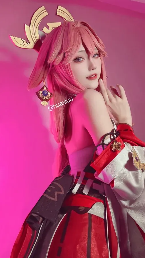 孫樂樂粉色Cosplay造型照片