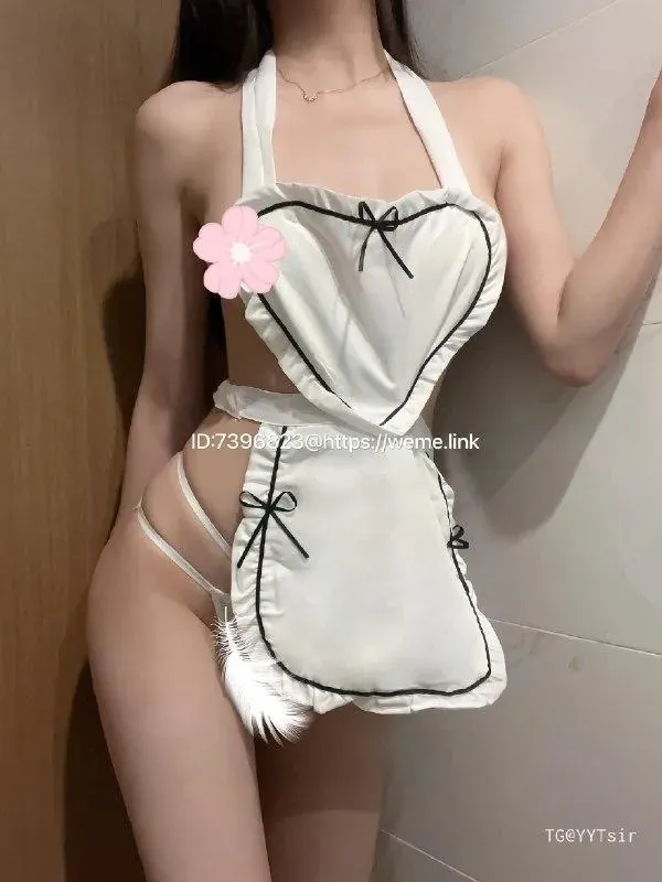 c婵婵呀白色服装造型图片