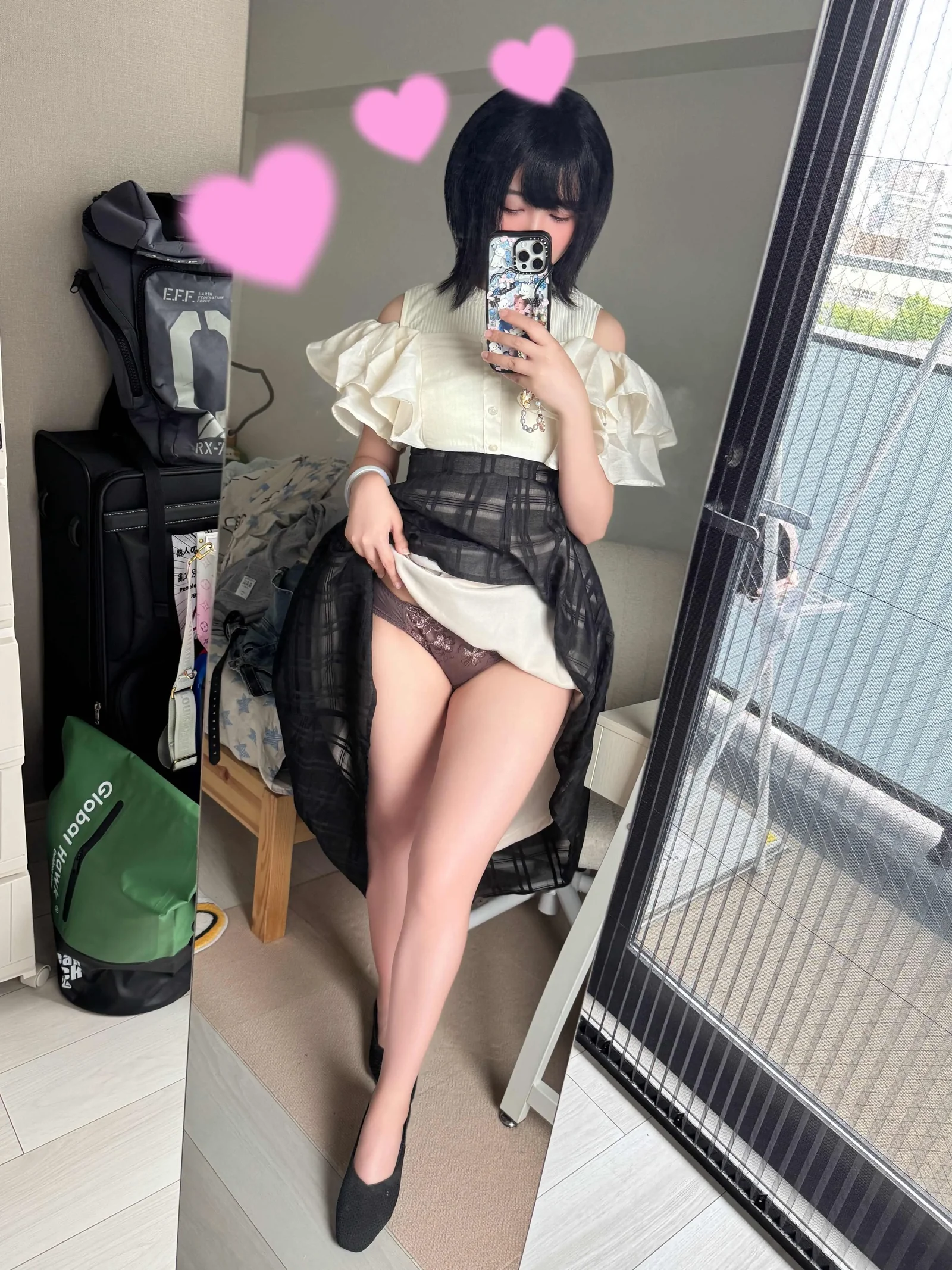 铭铭kizami卧室对镜掀裙自拍照_03